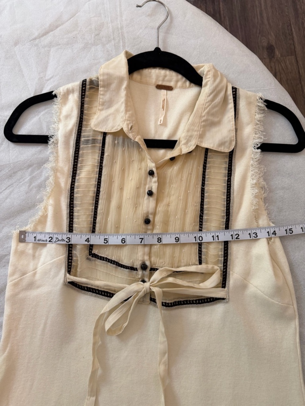 Free People Cream Boho Mini Dress Lace Trim Bib Front Tie Waist Size M - Picture 9 of 10